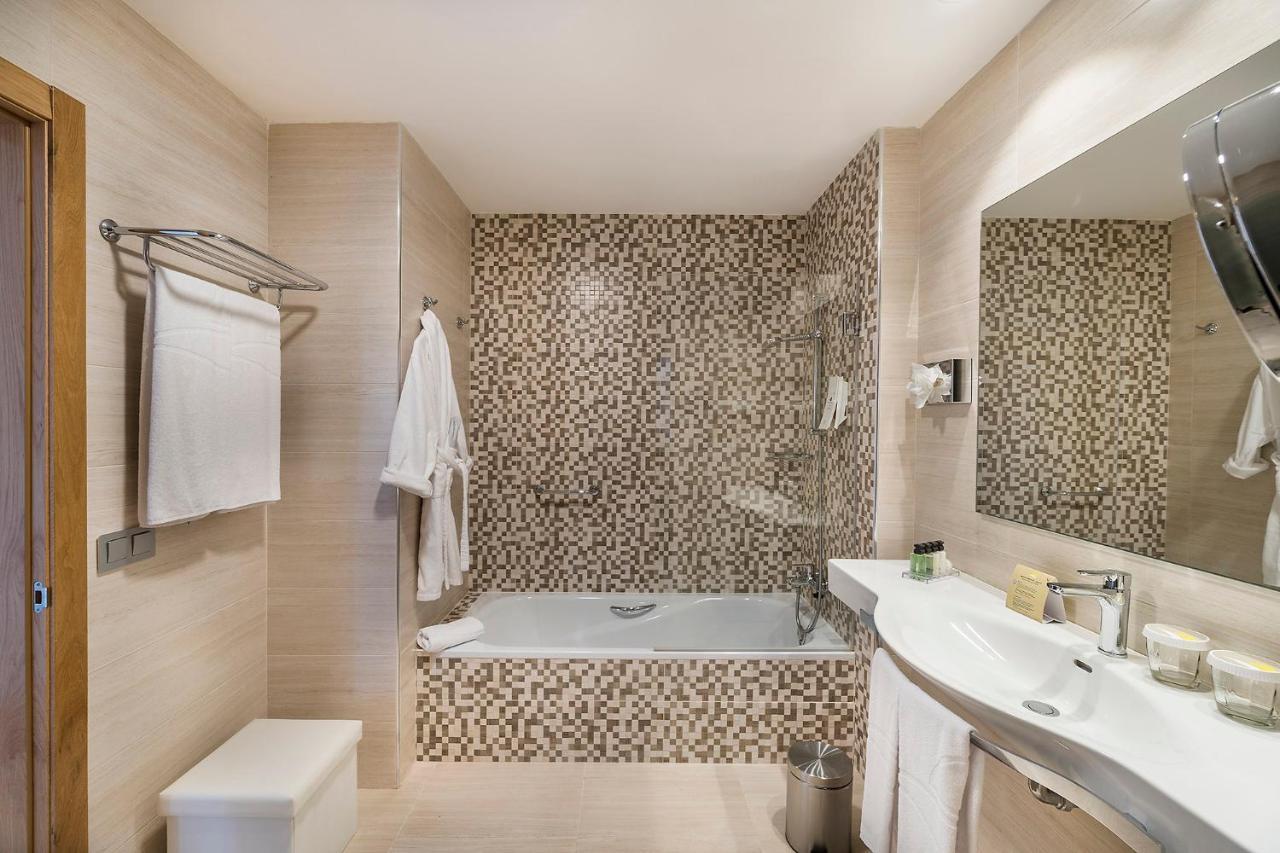 Royal Palm & - Adults Only Resort